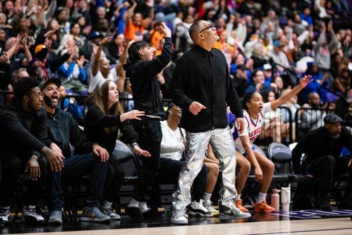 Benson Grants Pass 6A Oregon girls basketball quarterfinal 2024 Naji Saker -55